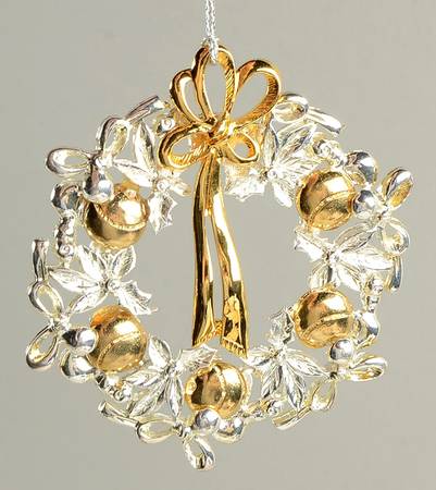 Lunt Christmas Ornament Gold & Silver Wreath - Boxed