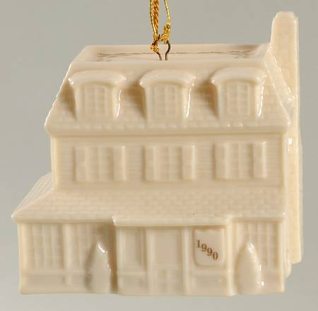 Christmas Village Village Inn - No Box