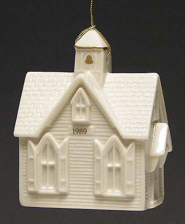 Christmas Village Village Church - With Box