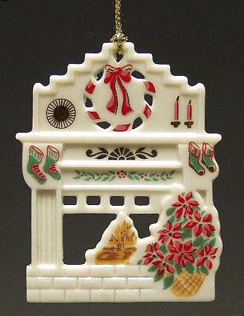 Holiday Homecoming Hearth - With Box