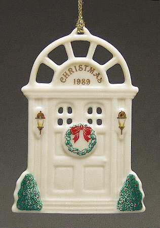 Holiday Homecoming Door - Boxed