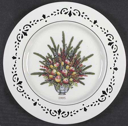 Colonial Bouquet Virginia - With Box