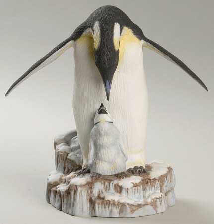 Gentle Majesty Cozy Moment - Penguins - Boxed