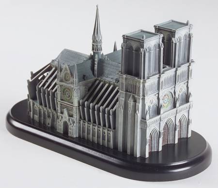 Castles of The World Cathedral Of Notre Dame - Boxed