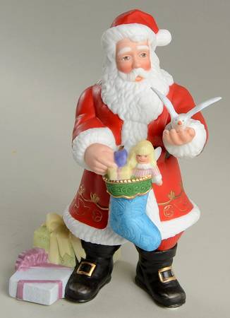 Annual Santa-Figurine Santa-With Dove - Boxed