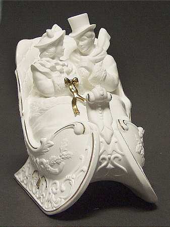 Musical Christmas Figurines Victorian Sleigh-White Christmas - With Box