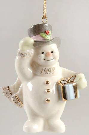 Annual Snowman-Ornament A Frosty Morning - With Box