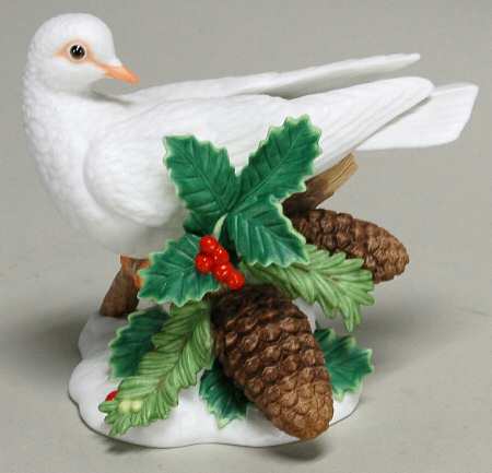 Christmas Birds Dove-Pinecones - Boxed