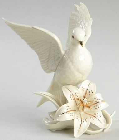 Classic Ivory Garden Birds Classic Dove - Boxed