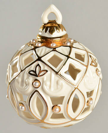 Florentine & Pearl Collection Ball - With Box