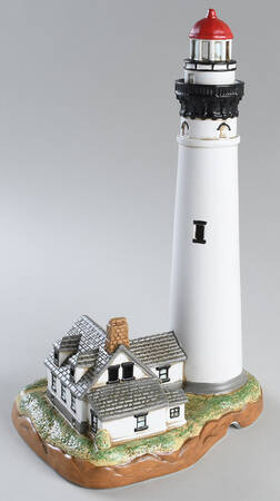 Great Lakes Region Lighthouses New Presque Isle, Mi - Boxed