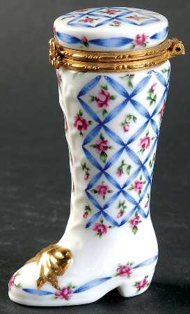 Lefton Hinged Boxes Boot-Red Roses - Boxed