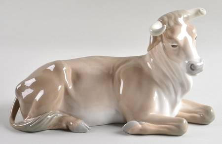 1400 Group Nativity Ox - Boxed