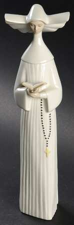 Nuns Prayerful Moment - White - No Box