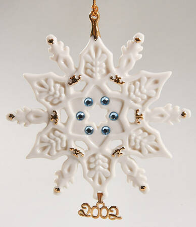 China Snowflake Ornament 2002 Snowflake - Boxed