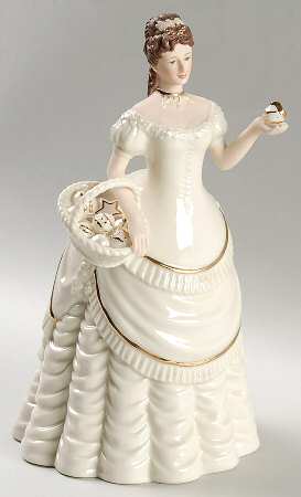 Classic Ivory Christmas Figurines A Victorian Tree Trimming-15th Anniversa - Boxed