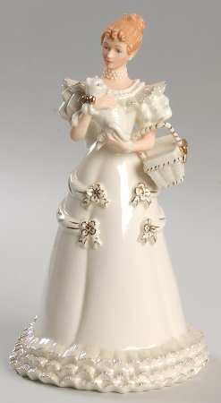 Classic Ivory Christmas Figurines Christmas Bundle Of Love - No Box