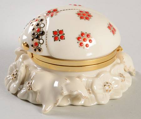 Secret Garden-Miniature Boxes Ladybug Box - Boxed