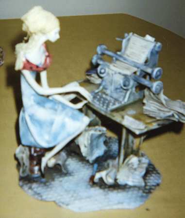 Artisans of Italy Lady W/ Type Writer - No Box