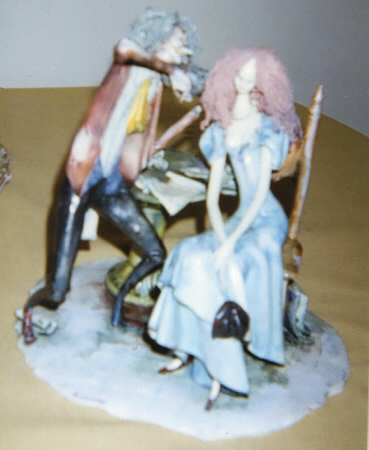 Artisans of Italy Violinist Playing To Lady - No Box