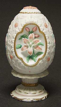 Floral Collector Eggs Lily Blossom Egg-Set Of 2 - With Box