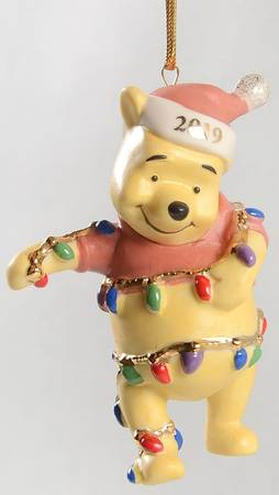 Annual Pooh Ornaments Pooh's Bright Ideas - Boxed