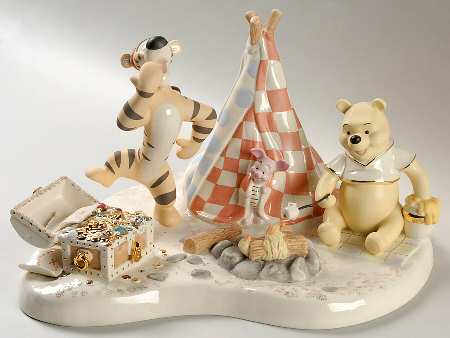 Winnie The Pooh Collection Camping On Honey Island - No Box