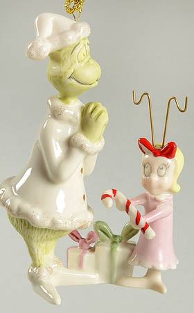 Grinch Classic Ornaments A Heartwarming Grinch - With Box
