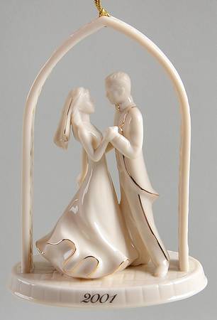 Bride And Groom Ornaments 2001-Bride And Groom - Boxed