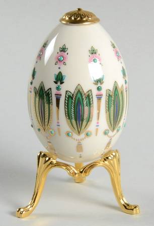 China Treasures Egg Emerald  - With Box