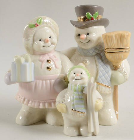 Ivory Snowman Collection Gold Club Snow Family - Boxed