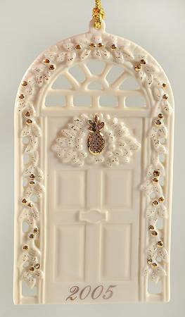 Williamsburg Annual Ornament Williamsburg Welcome Home - Boxed