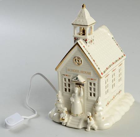 Mistletoe Park Village School House - Boxed