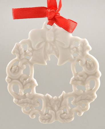 Charms Pierced Wreath - Boxed