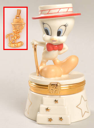 Classic Looney Tunes Showstopper Tweety Treasure Bo - No Box