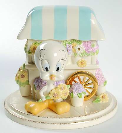 Classic Looney Tunes Tweety's Bouquet Of Flowers - Boxed