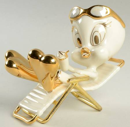 Classic Looney Tunes Lazy Days Tweety - Boxed