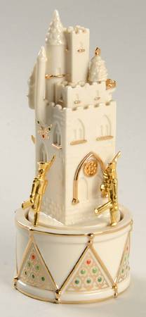 China Jewels Musicals Castle-Parade Of The Wooden Soldiers - With Box