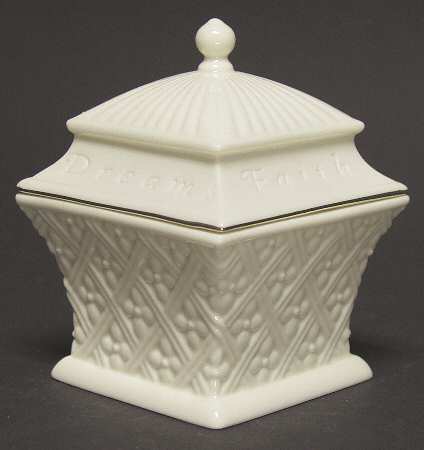 Musical Sentiment Boxes Hope Dreams Faith Love-Beautiful Dreamer - Boxed