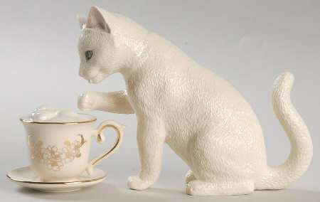 Classic Cat Collection A Touch Of Tea - 2 Pc Set - Boxed