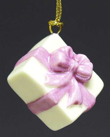 Toyland Ornaments Gift - No Box