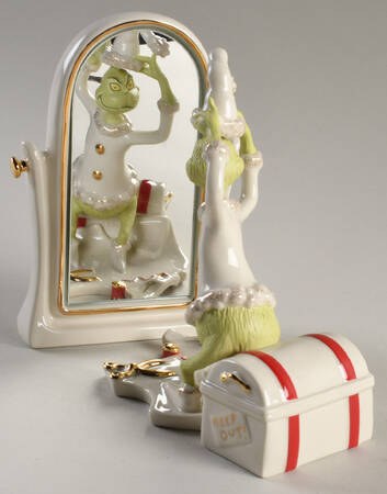 Dr Seuss Figurines A Grinchy Santa - Boxed