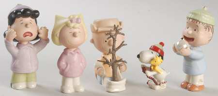 Peanuts Figurines That's What Christmas Is About Charlie B - Boxed
