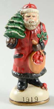 Memories of Santa Santa Carrying Tree And Fruit - Boxed