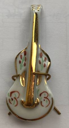 Limoges Miniature Figurines & Giftware Cello-White - No Box