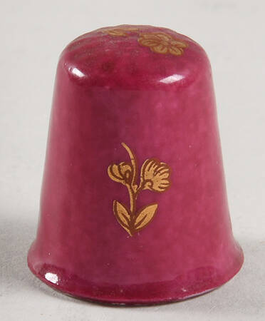Limoges Miniature Figurines & Giftware Thimble - Red - No Box