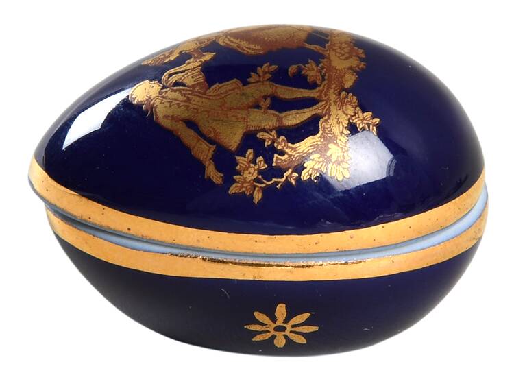 Limoges Miniature Figurines & Giftware Cobalt Egg Box-Courting - No Box