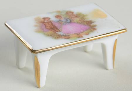 Limoges Miniature Figurines & Giftware Table-Couple Dancing - No Box