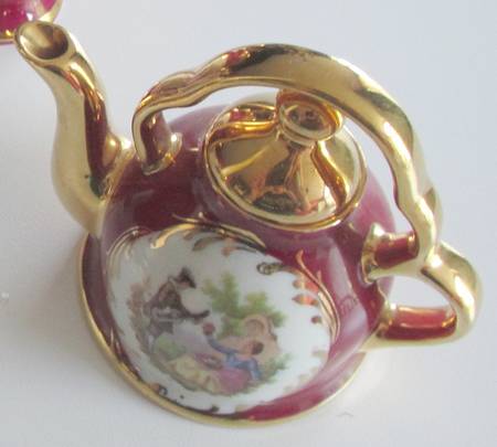 Limoges Miniature Figurines & Giftware Coffee Pot-Red/People - No Box