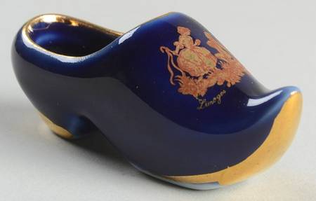 Limoges Miniature Figurines & Giftware Proposal Dutch Shoe-Blue - No Box 108